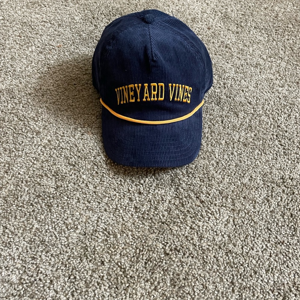 Vineyard Vines Hat